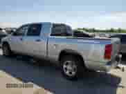 2007 Dodge 1500 SLT z VIN 3D7KR19D57G700294, wystawiony jako Copart lot #63056955 z przebiegiem 117 913 mil mil oraz Szkoda całkowita • Salvage title. Historia ofert i sprzedaży dostępna na DreamBid. Obrazek 2.