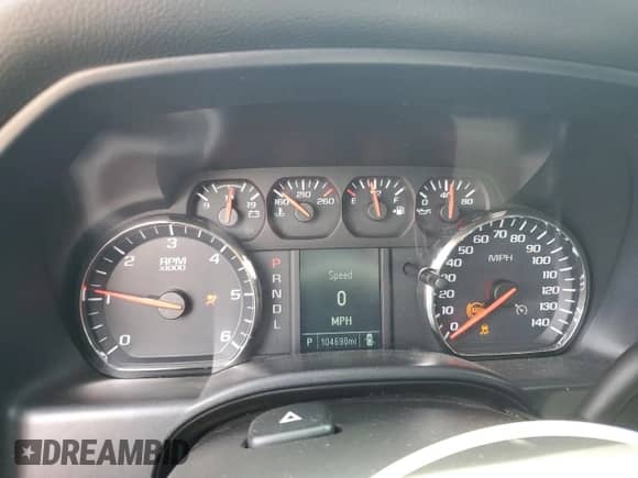 2018 Chevrolet Silverado 1500 Custom z VIN 3GCPCPEC1JG376608, wystawiony jako Copart lot #71653155 z przebiegiem 104 698 mil mil oraz Szkoda całkowita • Salvage title. Historia ofert i sprzedaży dostępna na DreamBid. Obrazek 9.
