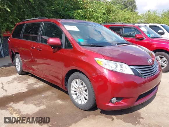 2016 Toyota Sienna XLE with VIN 5TDYK3DC4GS757865, listed as a IAAI auction lot 42925765 with 133,869 mi miles and . Bid and sale history available at DreamBid. Image 1.