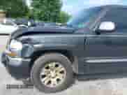 2005 GMC Sierra 1500 SLE с VIN 1GTEC19V25Z145982, выставлен на аукционе IAAI как лот 42734496 с пробегом 169 456 миль миль и . История ставок и продаж доступна на DreamBid. Изображение 12.