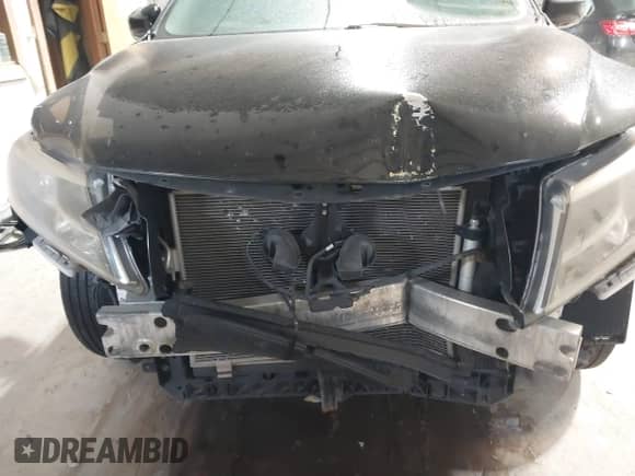 2014 Nissan Pathfinder SV with VIN 5N1AR2MMXEC693535, listed as a IAAI auction lot 41273732 with 149,962 mi miles and . Bid and sale history available at DreamBid. Image 6.