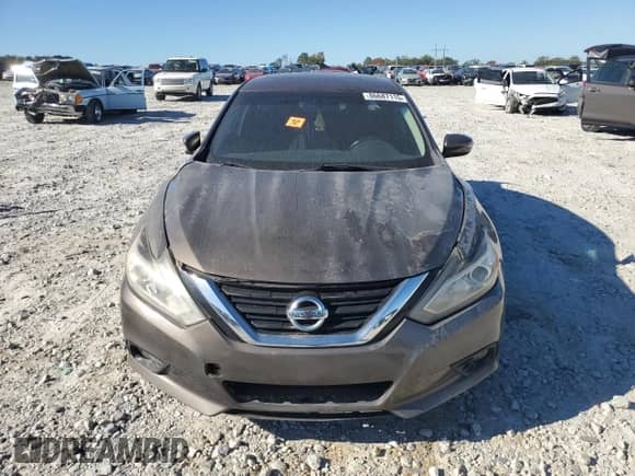 2016 Nissan Altima SR with VIN 1N4AL3AP0GC117651, listed as a Copart auction lot 86687115 with 164,256 mi miles and Salvage title. Bid and sale history available at DreamBid. Image 5.
