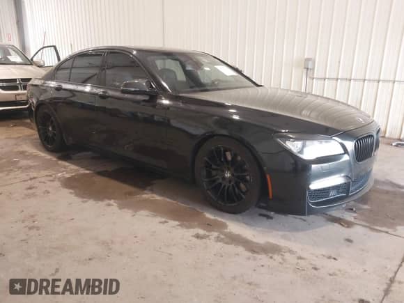 2013 BMW 7 Series 750i xDrive с VIN WBAYB6C5XDC998313, выставлен на аукционе IAAI как лот 42835766 с пробегом 151 062 миль миль и . История ставок и продаж доступна на DreamBid. Изображение 1.