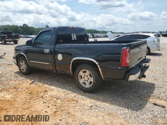 2006 Chevrolet Silverado 1500 Work Truck with VIN 3GCEC14Z86G236945, listed as a Copart auction lot 57339525 with 177,965 mi miles and Salvage title. Bid and sale history available at DreamBid. Image 2.