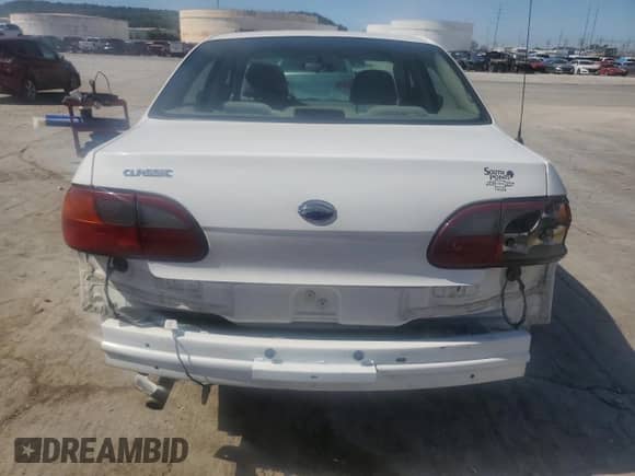 2005 Chevrolet Malibu Classic с VIN 1G1ND52F05M120415, выставлен на аукционе Copart как лот 73591464 с пробегом 129 676 миль миль и Списание • Salvage title. История ставок и продаж доступна на DreamBid. Изображение 6.