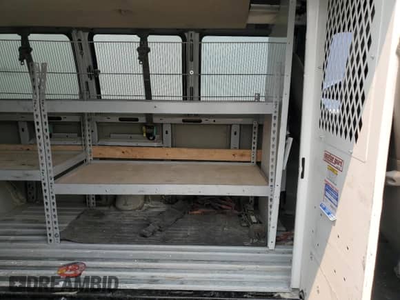 2008 Chevrolet Express Passenger с VIN 1GAHG39K581145702, выставлен на аукционе Copart как лот 71266304 с пробегом 272 138 миль миль и Списание • Salvage title. История ставок и продаж доступна на DreamBid. Изображение 10.