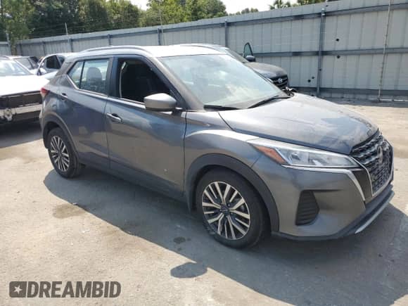 2024 Nissan Kicks SV with VIN 3N1CP5CV0RL531618, listed as a Copart auction lot 80642425 with 84,454 mi miles and Salvage title. Bid and sale history available at DreamBid. Image 4.