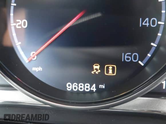 2016 Volvo S60 T5 Drive-E Premier z VIN YV126MFK7G2407961, wystawiony jako IAAI lot #42640958 z przebiegiem 96 884 mil mil oraz . Historia ofert i sprzedaży dostępna na DreamBid. Obrazek 15.