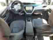 2020 Chevrolet Bolt EV Premier z VIN 1G1FZ6S07L4149267, wystawiony jako Copart lot #59542713 z przebiegiem 19 750 mil mil oraz . Historia ofert i sprzedaży dostępna na DreamBid. Obrazek 8.