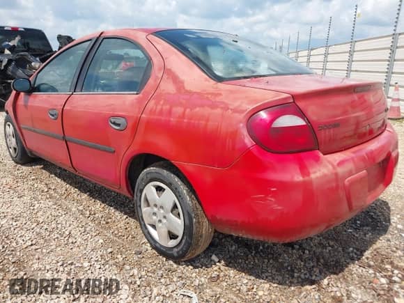 2005 Dodge Neon SE with VIN 1B3ES26C95D208067, listed as a IAAI auction lot 42985077 with 199,270 mi miles and . Bid and sale history available at DreamBid. Image 3.