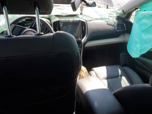 2021 Subaru Ascent Limited with VIN 4S4WMAPD8M3467664, listed as a Copart auction lot 68902535 with Not provided miles and Salvage title. Bid and sale history available at DreamBid. Image 8.