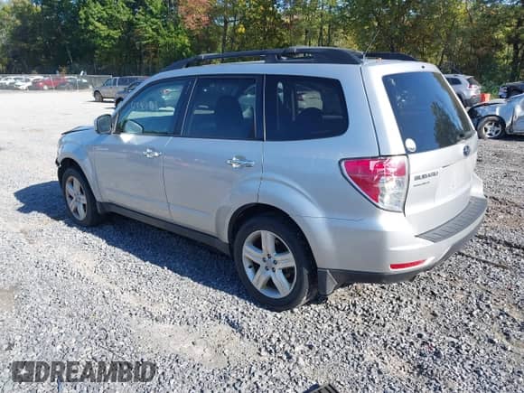 2010 Subaru Forester X Limited z VIN JF2SH6DC8AH702273, wystawiony jako IAAI lot #43308968 z przebiegiem 164 817 mil mil oraz . Historia ofert i sprzedaży dostępna na DreamBid. Obrazek 3.