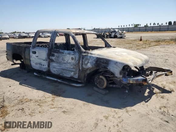 2006 GMC Sierra 1500 SLE1 z VIN 2GTEC13T361160704, wystawiony jako Copart lot #56420435 z przebiegiem Nie podano mil oraz Nie do naprawy • Non repairable. Historia ofert i sprzedaży dostępna na DreamBid. Obrazek 4.