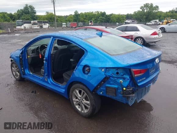 2017 Hyundai Elantra SE with VIN 5NPD84LF7HH196695, listed as a IAAI auction lot 42643639 with 99,340 mi miles and . Bid and sale history available at DreamBid. Image 3.