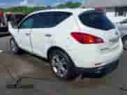 2009 Nissan Murano S z VIN JN8AZ18W49W121248, wystawiony jako IAAI lot #42305160 z przebiegiem 149 715 mil mil oraz . Historia ofert i sprzedaży dostępna na DreamBid. Obrazek 3.