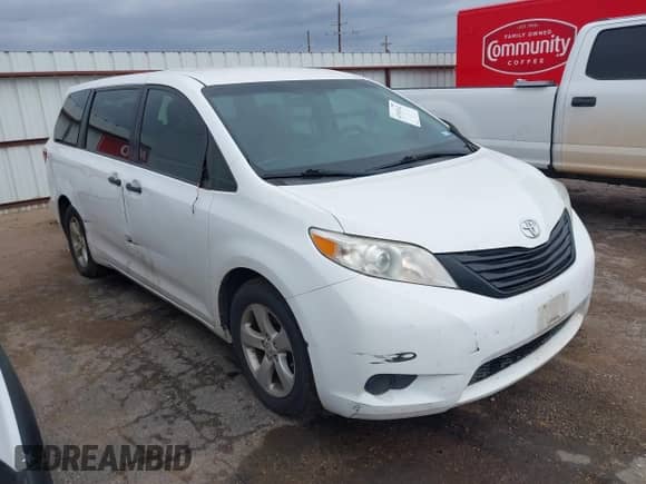 2017 Toyota Sienna L z VIN 5TDZZ3DC4HS873164, wystawiony jako IAAI lot #43365142 z przebiegiem 161 312 mil mil oraz . Historia ofert i sprzedaży dostępna na DreamBid. Obrazek 1.