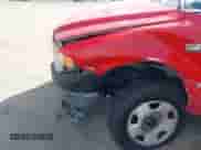 2006 Ford F-150 XL z VIN 1FTRF12W06NB85787, wystawiony jako IAAI lot #43104241 z przebiegiem 120 454 mil mil oraz . Historia ofert i sprzedaży dostępna na DreamBid. Obrazek 6.