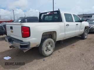 2015 Chevrolet Silverado 2500HD Work Truck z VIN 1GC1CUEG7FF596772, wystawiony jako IAAI lot #42979668 z przebiegiem 46 507 mil mil oraz . Historia ofert i sprzedaży dostępna na DreamBid. Obrazek 4.