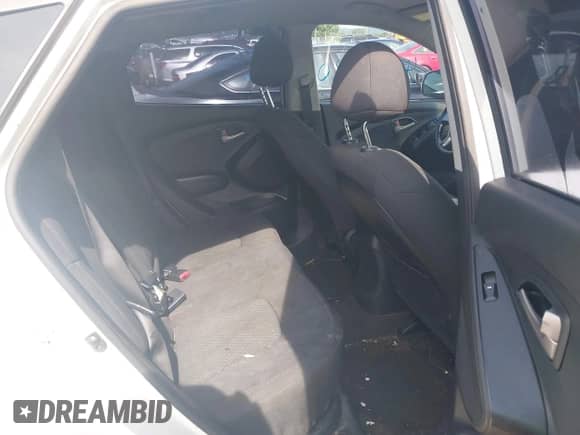 2010 Hyundai Tucson GLS с VIN KM8JT3AC1AU095728, выставлен на аукционе IAAI как лот 42796220 с пробегом 196 644 миль миль и . История ставок и продаж доступна на DreamBid. Изображение 8.