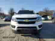 2020 Chevrolet Colorado 2WD Work Truck z VIN 1GCHSBEN7L1133382, wystawiony jako Copart lot #81559464 z przebiegiem 97 404 mil mil oraz Czysty tytuł • Clean title. Historia ofert i sprzedaży dostępna na DreamBid. Obrazek 5.