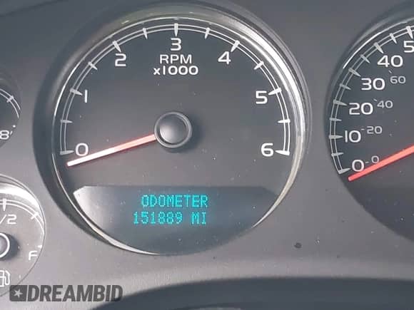 2009 Chevrolet Avalanche LTZ z VIN 3GNFK32079G278252, wystawiony jako IAAI lot #42369125 z przebiegiem 151 889 mil mil oraz . Historia ofert i sprzedaży dostępna na DreamBid. Obrazek 16.
