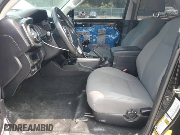 2017 Toyota Tacoma SR5 with VIN 3TMCZ5AN1HM100059, listed as a Copart auction lot 71779535 with 133,123 mi miles and Clean title. Bid and sale history available at DreamBid. Image 7.