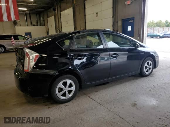 2014 Toyota Prius Three with VIN JTDKN3DU2E0364842, listed as a Copart auction lot 80182795 with 143,622 mi miles and Salvage title. Bid and sale history available at DreamBid. Image 3.