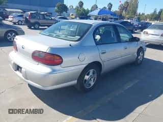 2005 Chevrolet Malibu Classic z VIN 1G1ND52F15M216618, wystawiony jako IAAI lot #43475248 z przebiegiem 98 129 mil mil oraz . Historia ofert i sprzedaży dostępna na DreamBid. Obrazek 4.