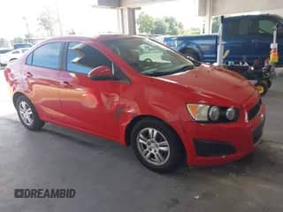 2012 Chevrolet Sonic LS с VIN 1G1JB5SH5C4226409, выставлен на аукционе IAAI как лот 42944948 с пробегом 130 700 миль миль и . История ставок и продаж доступна на DreamBid. Изображение 1.