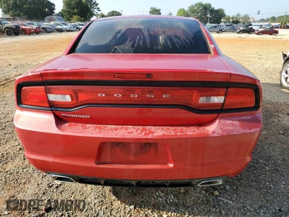 2011 Dodge Charger Rallye Plus z VIN 2B3CL3CG1BH506631, wystawiony jako Copart lot #68442514 z przebiegiem 175 789 mil mil oraz Szkoda całkowita • Salvage title. Historia ofert i sprzedaży dostępna na DreamBid. Obrazek 6.
