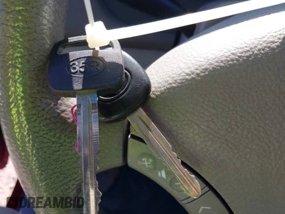 2009 Toyota Sienna CE с VIN 5TDZK23C09S244311, выставлен на аукционе IAAI как лот 43171728 с пробегом 262 770 миль миль и . История ставок и продаж доступна на DreamBid. Изображение 11.