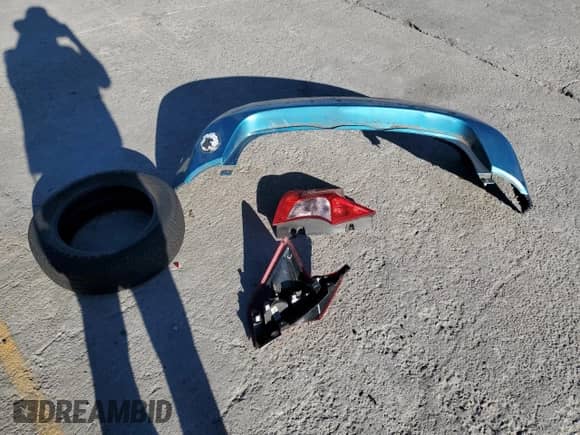 2015 Nissan Note SV с VIN 3N1CE2CP8FL444924, выставлен на аукционе Copart как лот 86874405 с пробегом 90 124 миль миль и Списание • Salvage title. История ставок и продаж доступна на DreamBid. Изображение 12.