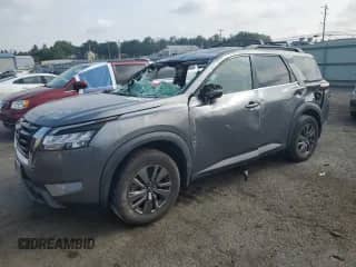 2022 Nissan Pathfinder SV with VIN 5N1DR3BC8NC257716, listed as a Copart auction lot 67105525 with 20,602 mi miles and Salvage title. Bid and sale history available at DreamBid. Image 1.