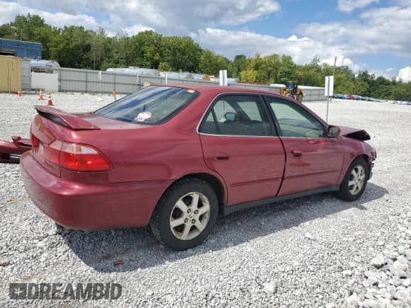 2000 Honda Accord SE with VIN JHMCG5671YC029283, listed as a Copart auction lot 70486995 with 293,798 mi miles and Salvage title. Bid and sale history available at DreamBid. Image 3.