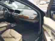 2008 BMW 7 Series 750Li z VIN WBAHN83528DT84746, wystawiony jako IAAI lot #42227238 z przebiegiem 162 892 mil mil oraz . Historia ofert i sprzedaży dostępna na DreamBid. Obrazek 5.