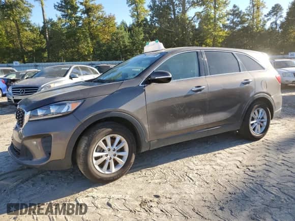 2020 Kia Sorento LX с VIN 5XYPG4A55LG615444, выставлен на аукционе Copart как лот 69177205 с пробегом 198 304 миль миль и Чистый • Clean title. История ставок и продаж доступна на DreamBid. Изображение 1.