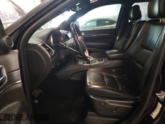 2019 Jeep Grand Cherokee Limited with VIN 1C4RJFBG9KC679799, listed as a Copart auction lot 82224605 with 100,771 mi miles and Salvage title. Bid and sale history available at DreamBid. Image 10.