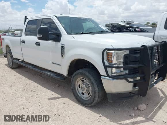 2018 Ford F-250 XL with VIN 1FT7W2BT2JEC78080, listed as a IAAI auction lot 42560676 with 239,286 mi miles and . Bid and sale history available at DreamBid. Image 1.