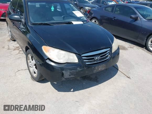 2010 Hyundai Elantra GLS z VIN KMHDU4AD8AU009713, wystawiony jako IAAI lot #43129132 z przebiegiem 253 248 mil mil oraz . Historia ofert i sprzedaży dostępna na DreamBid. Obrazek 6.