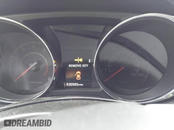 2021 Mitsubishi Outlander ES z VIN JA4APUAU6MU033599, wystawiony jako IAAI lot #42367650 z przebiegiem 20 565 mil mil oraz . Historia ofert i sprzedaży dostępna na DreamBid. Obrazek 7.