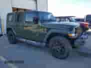 2021 Jeep Wrangler Unlimited Sahara Altitude z VIN 1C4HJXEN8MW736426, wystawiony jako Copart lot #50145245 z przebiegiem 30 938 mil mil oraz Szkoda całkowita • Salvage title. Historia ofert i sprzedaży dostępna na DreamBid. Obrazek 4.