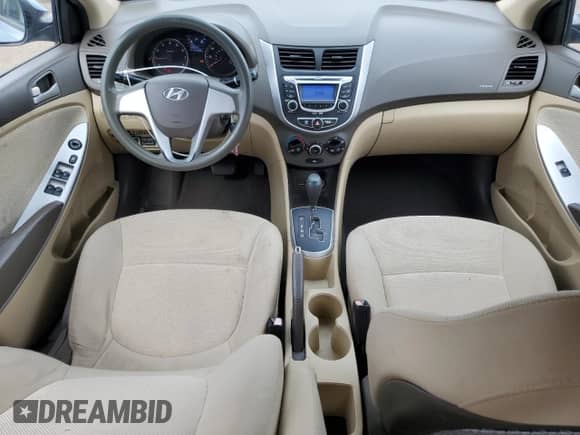 2012 Hyundai Accent GLS z VIN KMHCT4AE6CU064882, wystawiony jako Copart lot #83969075 z przebiegiem 147 686 mil mil oraz Szkoda całkowita • Salvage title. Historia ofert i sprzedaży dostępna na DreamBid. Obrazek 8.