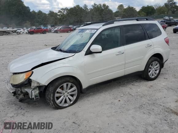 2011 Subaru Forester X Limited z VIN JF2SHAEC6BH762149, wystawiony jako Copart lot #71106415 z przebiegiem 149 173 mil mil oraz Czysty tytuł • Clean title. Historia ofert i sprzedaży dostępna na DreamBid. Obrazek 1.