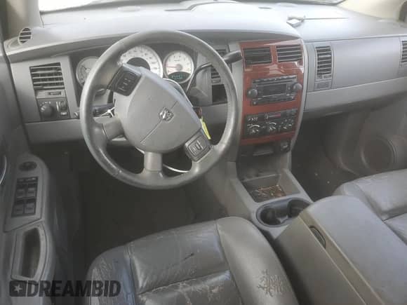 2005 Dodge Durango SLT with VIN 1D4HD48D95F508819, listed as a Copart auction lot 51970665 with 270,386 mi miles and Salvage title. Bid and sale history available at DreamBid. Image 8.