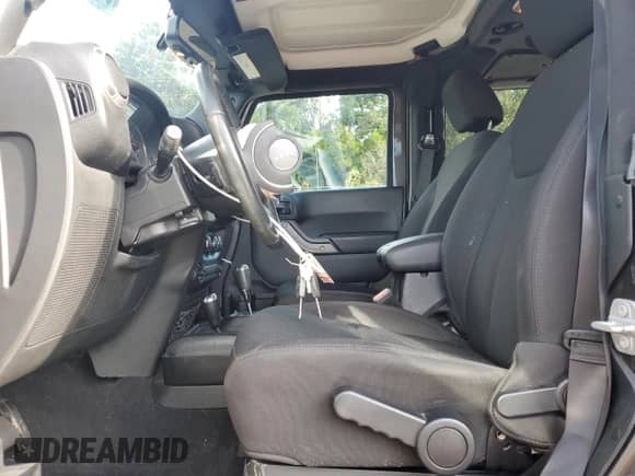 2017 Jeep Wrangler Sport with VIN 1C4AJWAG8HL700777, listed as a Copart auction lot 83958465 with 43,734 mi miles and Salvage title. Bid and sale history available at DreamBid. Image 7.