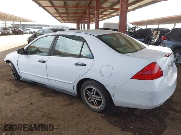 2006 Honda Accord VP с VIN 1HGCM56156A054719, выставлен на аукционе IAAI как лот 42792289 с пробегом 297 292 миль миль и . История ставок и продаж доступна на DreamBid. Изображение 14.