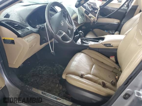 2016 Hyundai Azera с VIN KMHFG4JG3GA518046, выставлен на аукционе Copart как лот 74813414 с пробегом Не указан миль и Списание • Salvage title. История ставок и продаж доступна на DreamBid. Изображение 7.