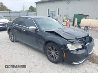 2016 Chrysler 300 C с VIN 2C3CCAEG2GH182164, выставлен на аукционе IAAI как лот 43281389 с пробегом 215 647 миль миль и . История ставок и продаж доступна на DreamBid. Изображение 1.