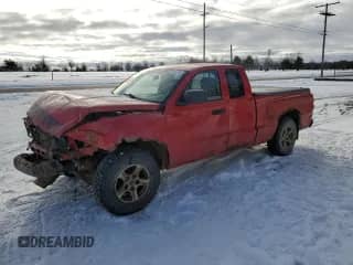 2007 Dodge Dakota SLT с VIN 1D7HW42P07S253925, выставлен на аукционе Copart как лот 86396714 с пробегом 130 317 миль миль и Чистый • Clean title. История ставок и продаж доступна на DreamBid. Изображение 1.