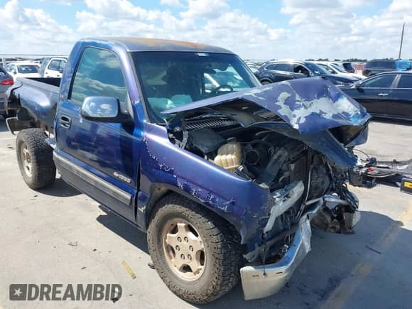 2002 Chevrolet Silverado 1500 with VIN 1GCEC14V32Z127638, listed as a IAAI auction lot 43279822 with Not provided miles and . Bid and sale history available at DreamBid. Image 1.